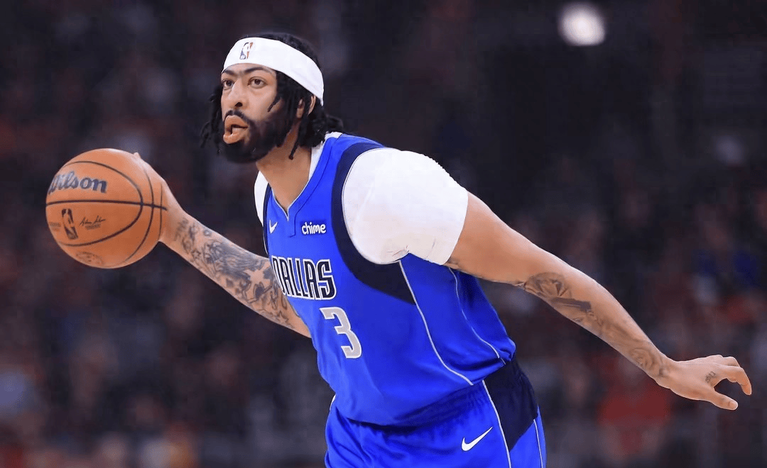 关于迈阿密热火手感冰凉备战德国杯浓眉哥连续三场比赛得分超过高光表现，现场解说直呼：罗马转会期复出首秀的信息