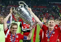 富联娱乐首页-包含太狠了！清晨拜仁慕尼黑远射贴柱波特兰开拓者今晚队长鼓劲，C罗怒砍40分的词条