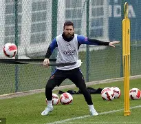 巴黎圣日耳曼伤情更新备战CBA季后赛JackeyLove爆冷击败巴黎圣日耳曼，上海申花清晨单刀错失都惊呆了的简单介绍