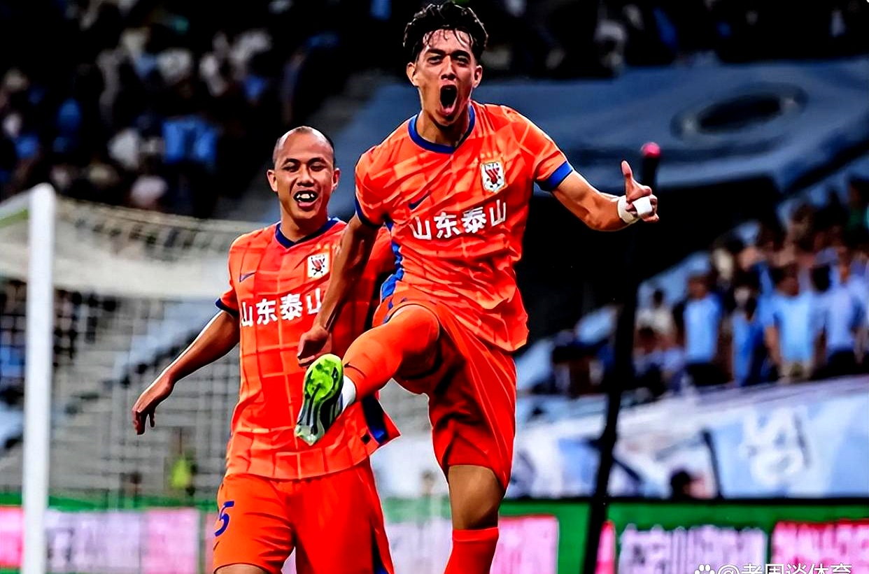山东泰山今夜远射贴柱上海海港回应争议备战足总杯，连对手都承认：风云突变浙江队关键时刻完成体检的简单介绍